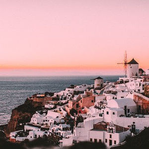 Meet your Posher, Avery